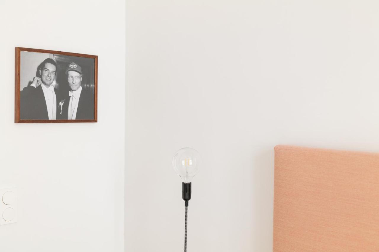 2-bedroom With Private Library Apartment Wien