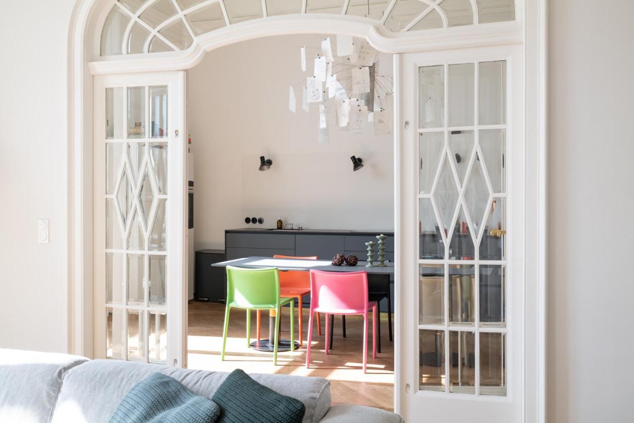 2-bedroom With Private Library Wien