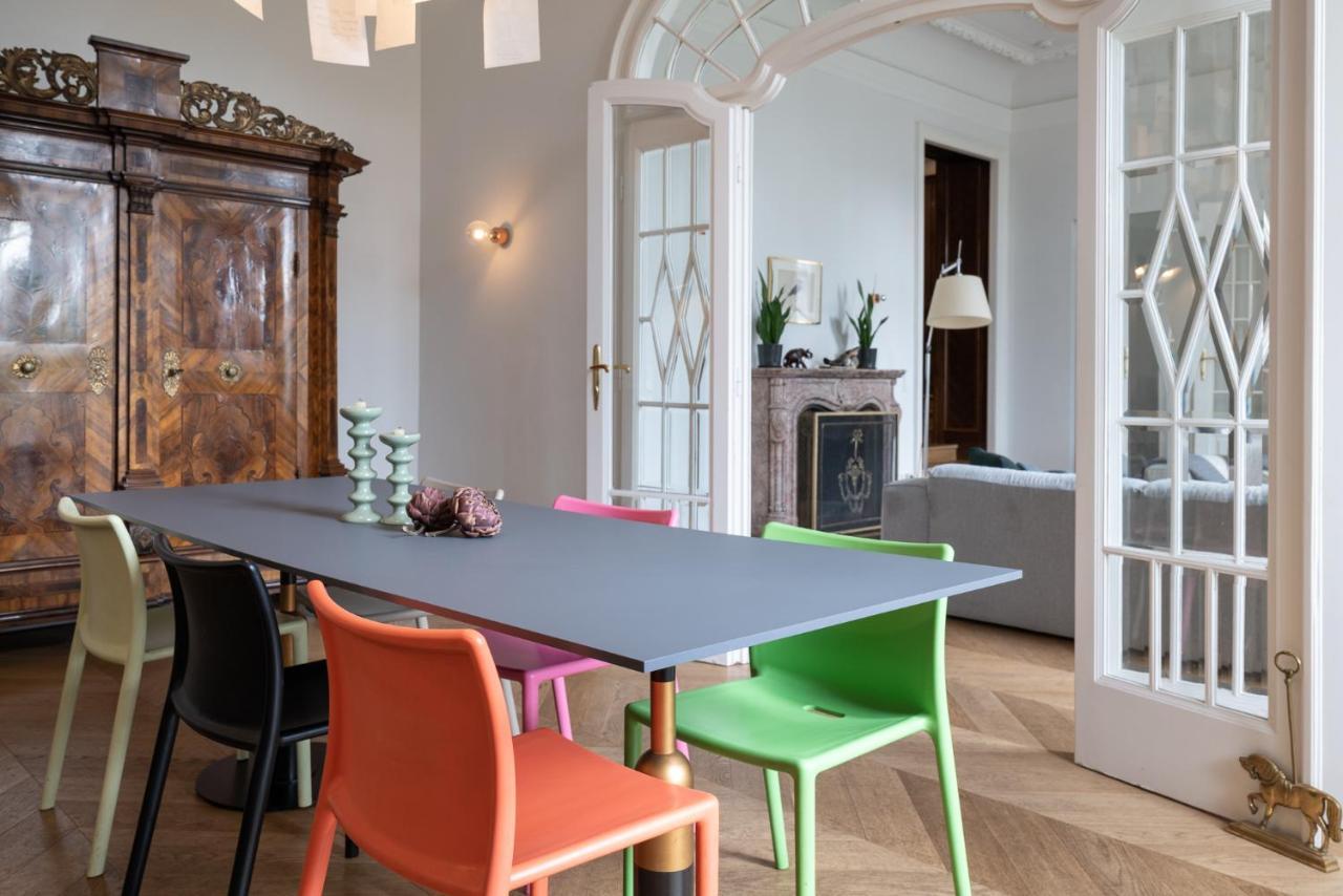 2-bedroom With Private Library Wien